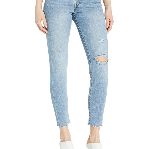 LEVI’S WEDGIE SKINNY JEANS - Picture 3 of 4
